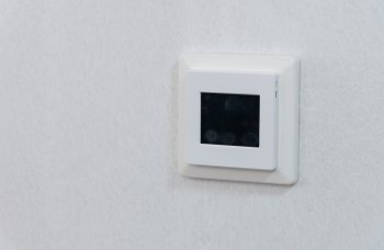 04_CARBON Raumthermostat